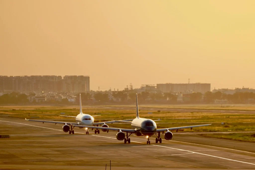 卡達民航局宣布逐步恢復外國航空公司班機營運